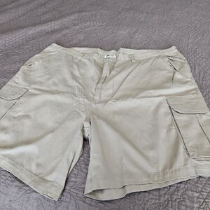 King Size, NWOT, Cargo Shorts, Khaki Color, Size 52
